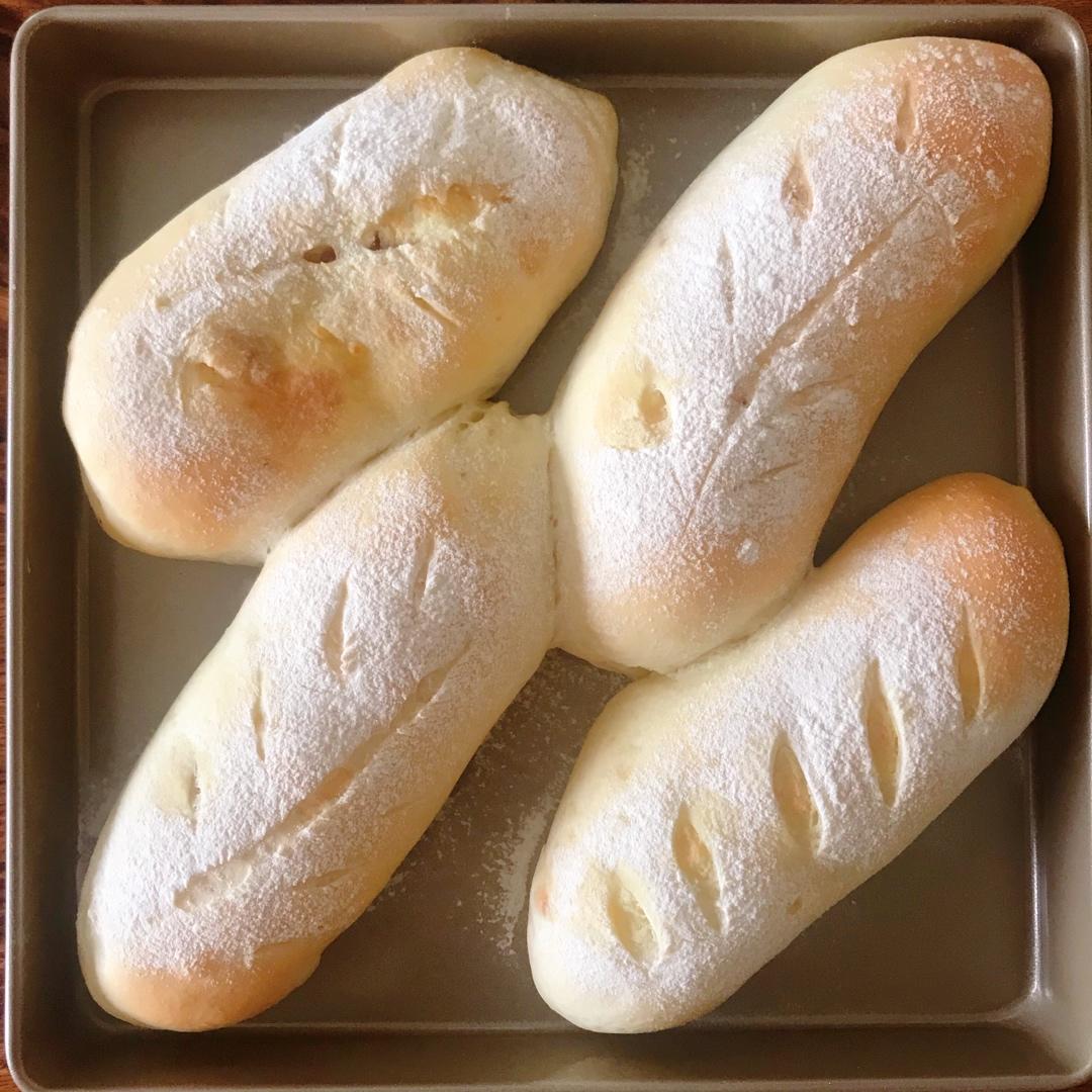 内心柔软的蔓越莓芝士软欧包