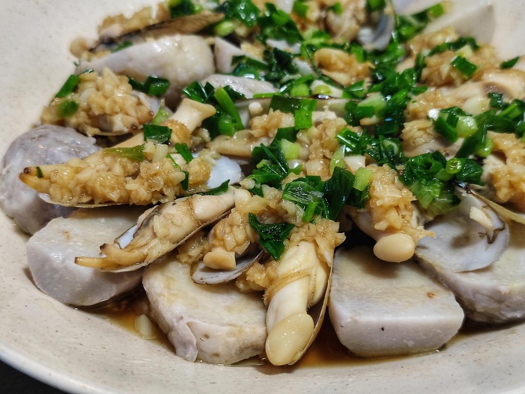 【蒜蓉芋艿蒸蛏子】别再葱油了！解锁芋艿新搭配，酥烂绵密贼够味