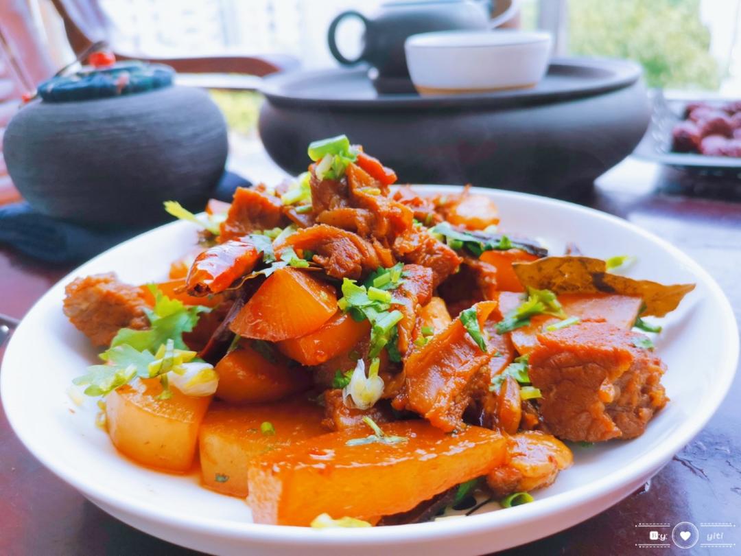 【萝卜炖牛腩】如何做好萝卜焖牛腩？大厨亲授！