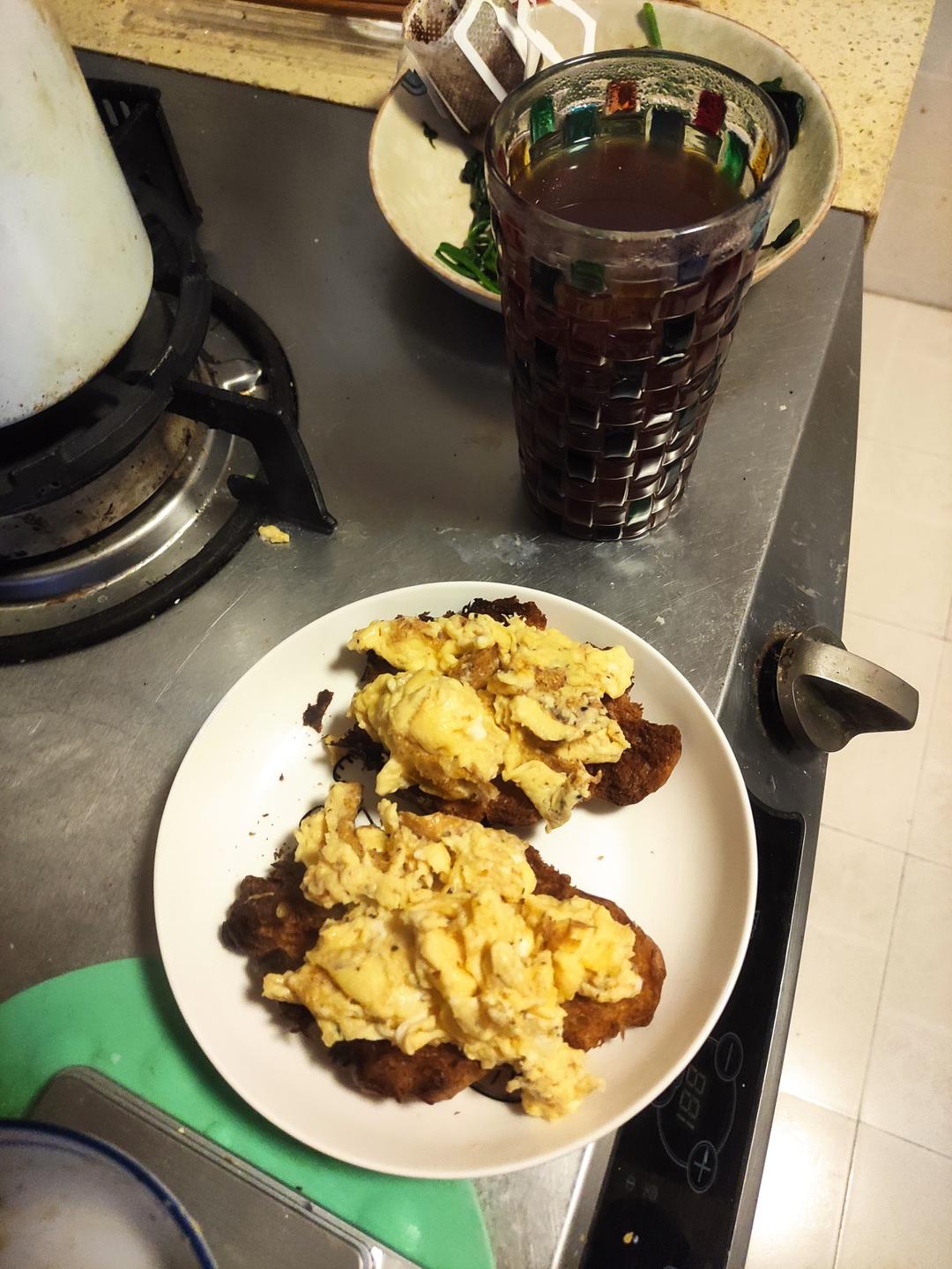 早餐/软嫩西式牛奶滑蛋