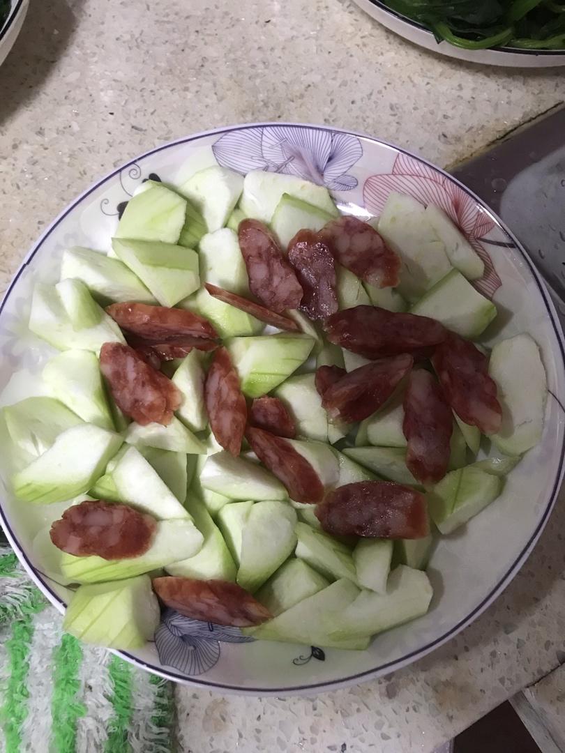 【丝瓜蒸香肠】鲜嫩美味傻瓜菜