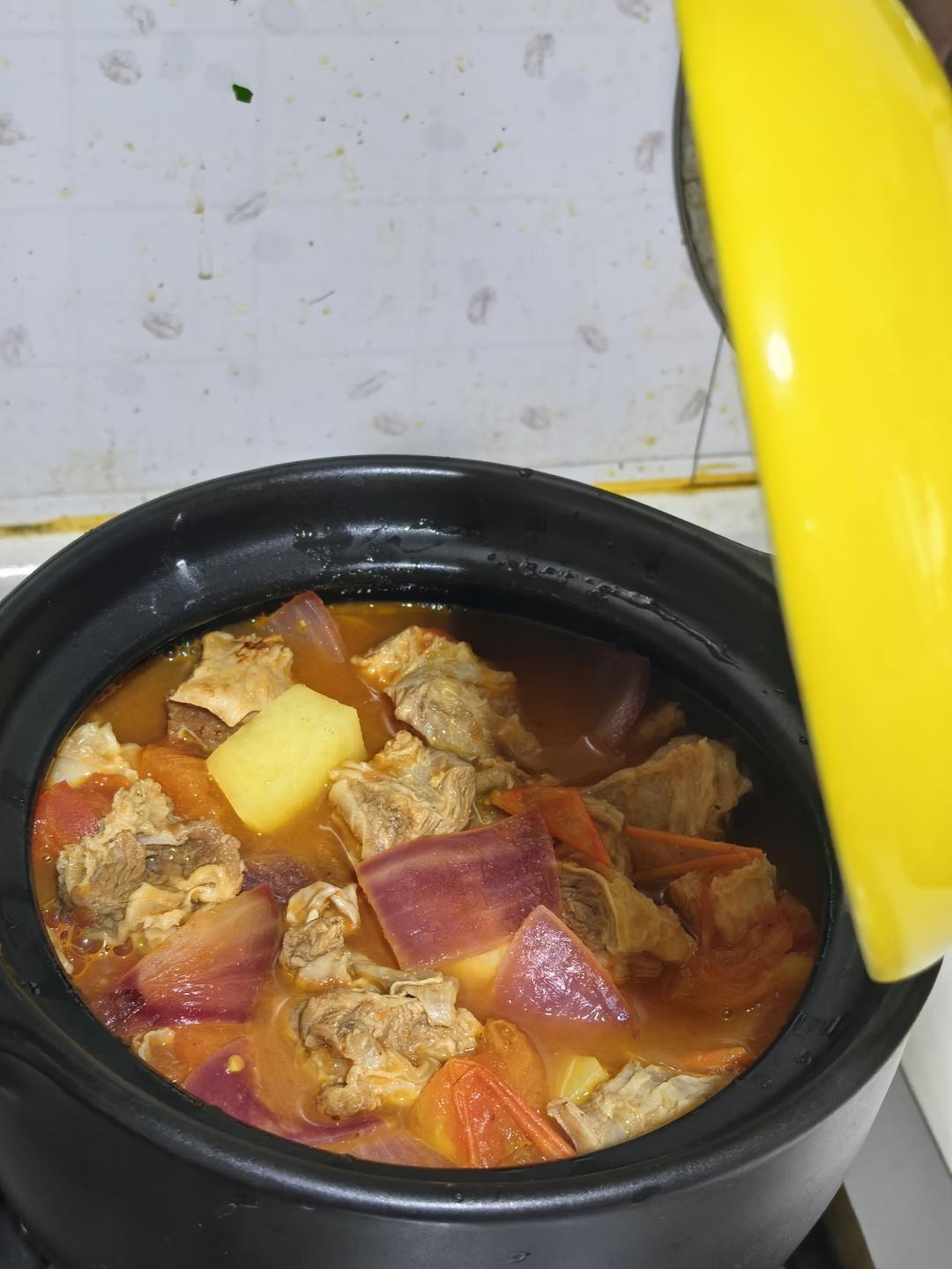 番茄土豆炖牛腩