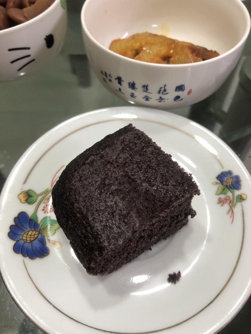 “蒸”的黑米糕