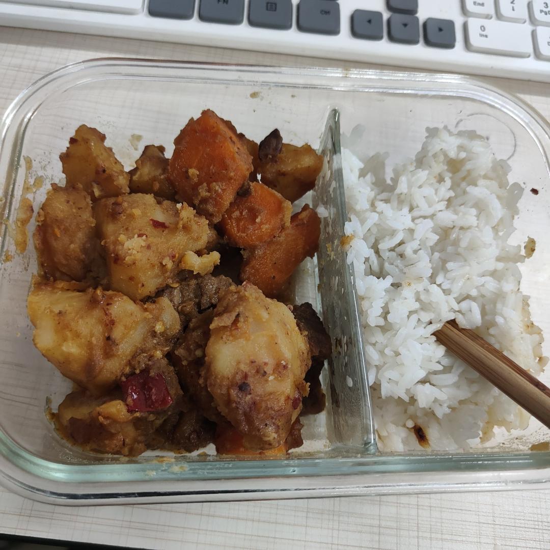 牛肉烧土豆（土豆清爽不糊，比你想象要简单多了）