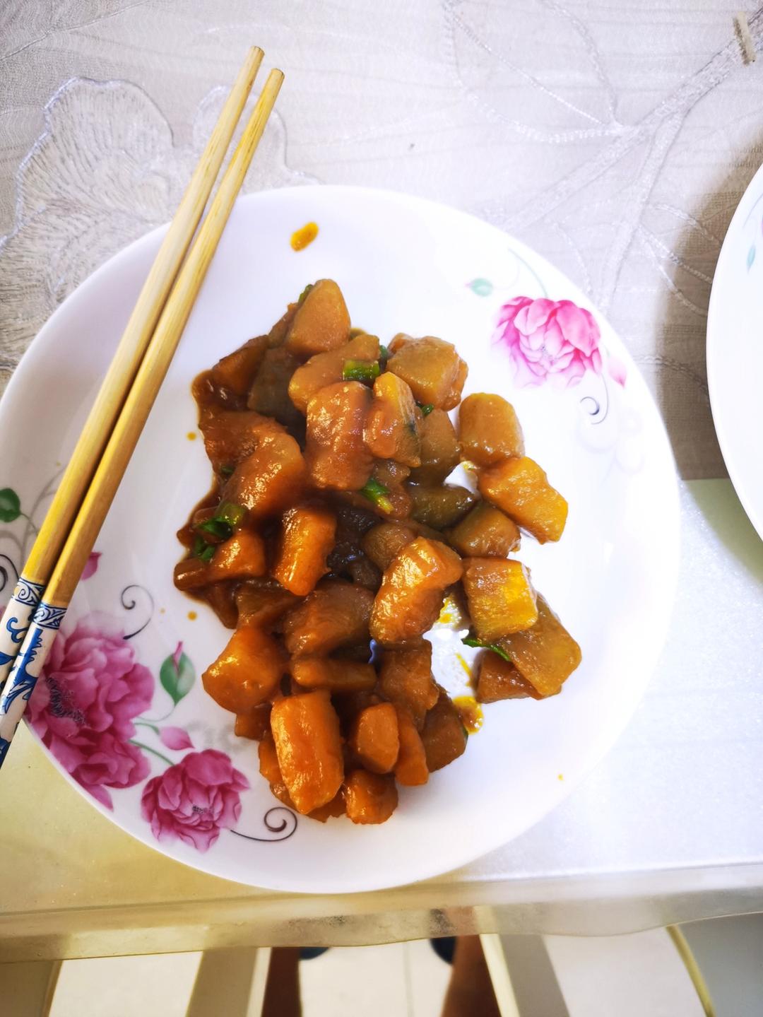 猪肉都不换的焖南瓜～吃起来糯糯甜甜咸咸的！