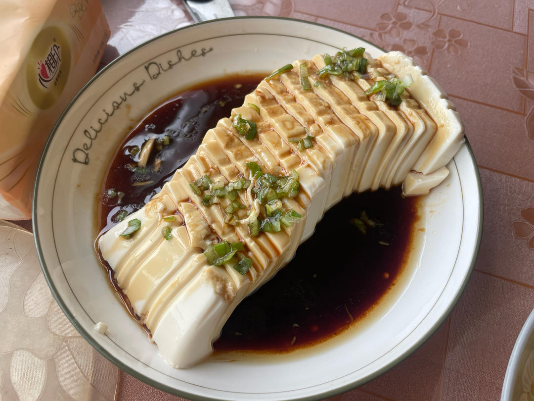 凉拌内脂豆腐