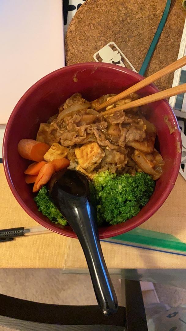 好吃到舔碗底的土豆肥牛拌饭