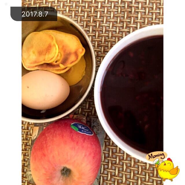 玉米面鸡蛋饼