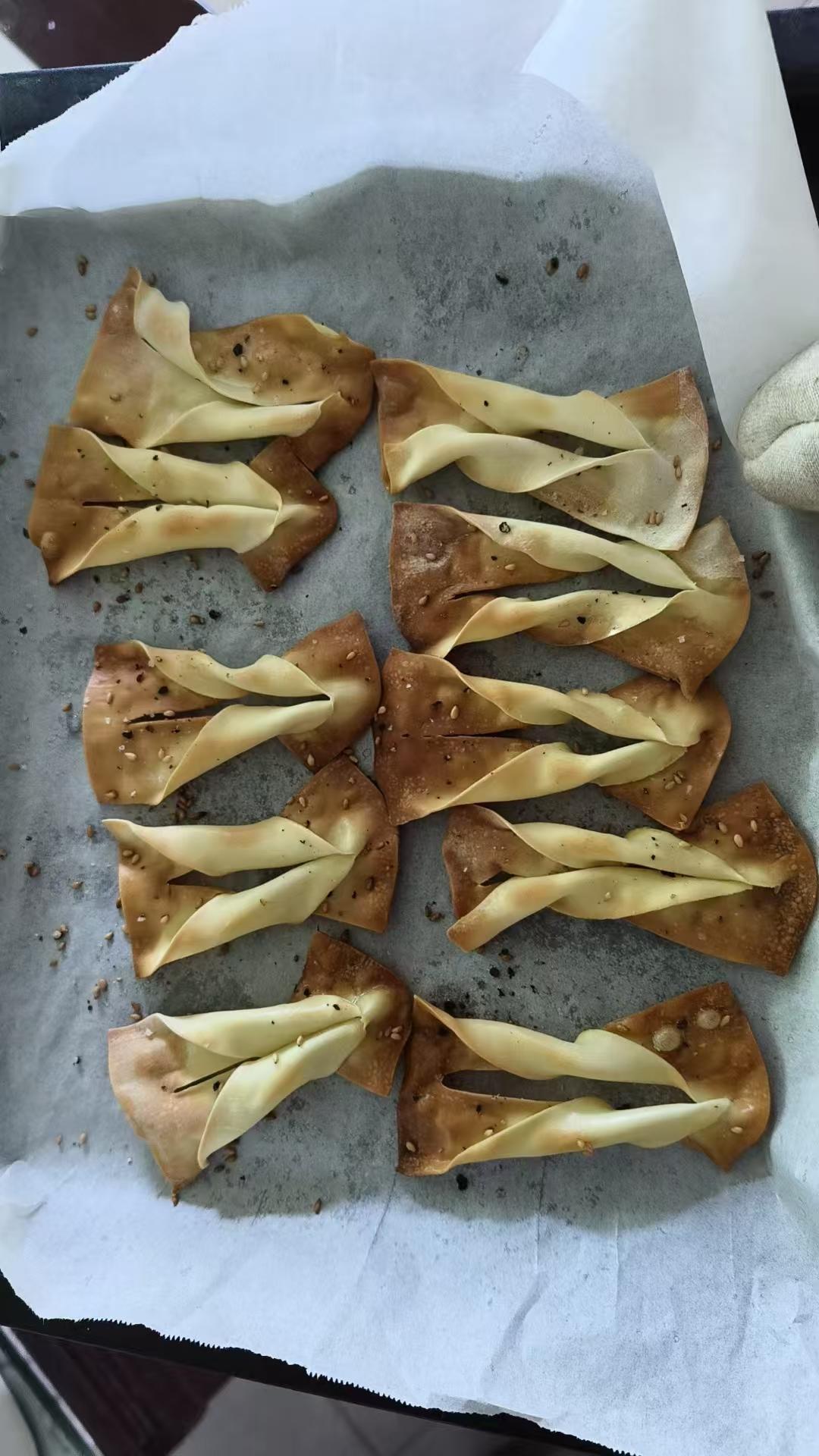 消耗馄饨皮做小零食薄脆免油炸