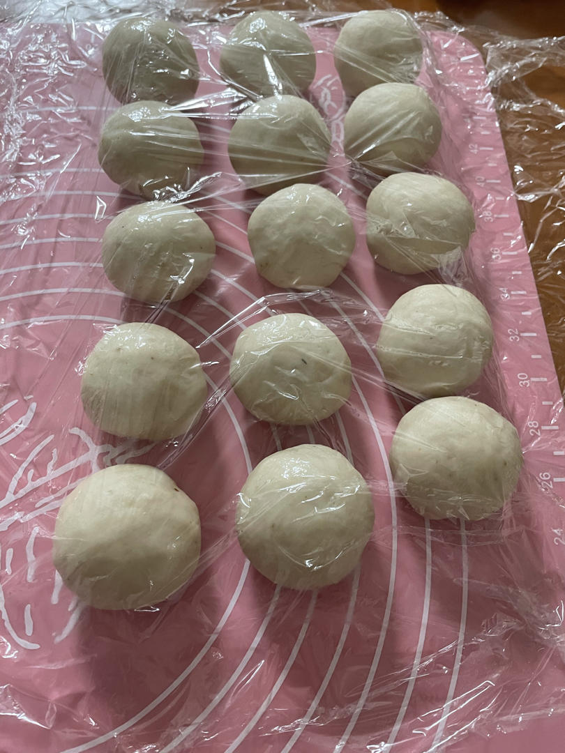泳式鲜肉榨菜月饼