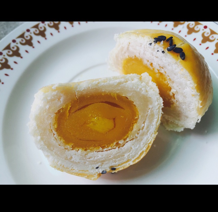 蛋黄酥~紫薯、抹茶、原味~花好月圆，中秋快乐~内附一次做六色蛋黄酥方法~