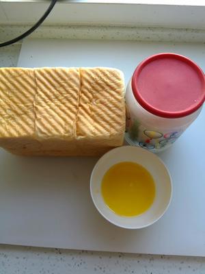 黄油厚土司的做法 步骤1