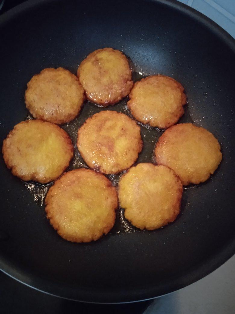 超简单的家常南瓜饼