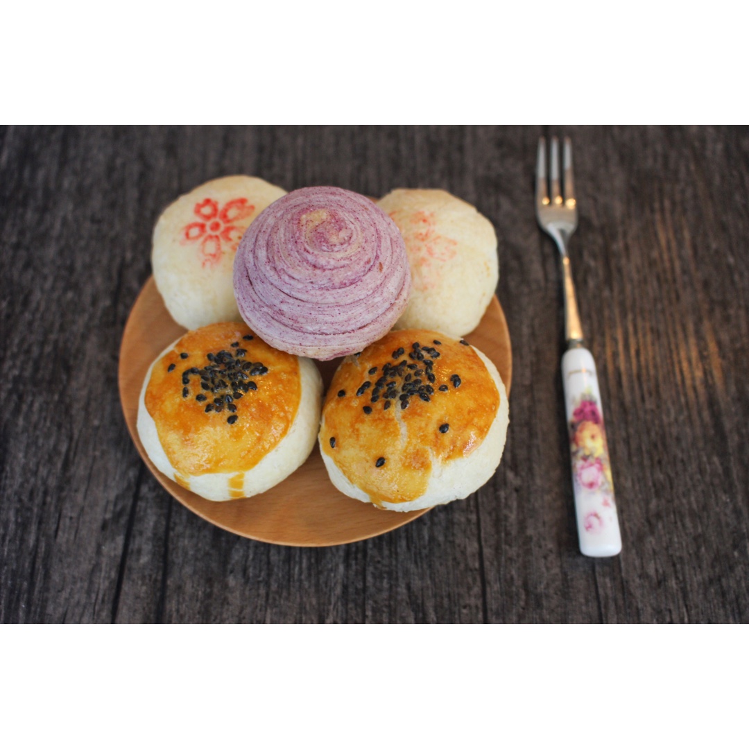 蛋黄酥~紫薯、抹茶、原味~花好月圆，中秋快乐~内附一次做六色蛋黄酥方法~