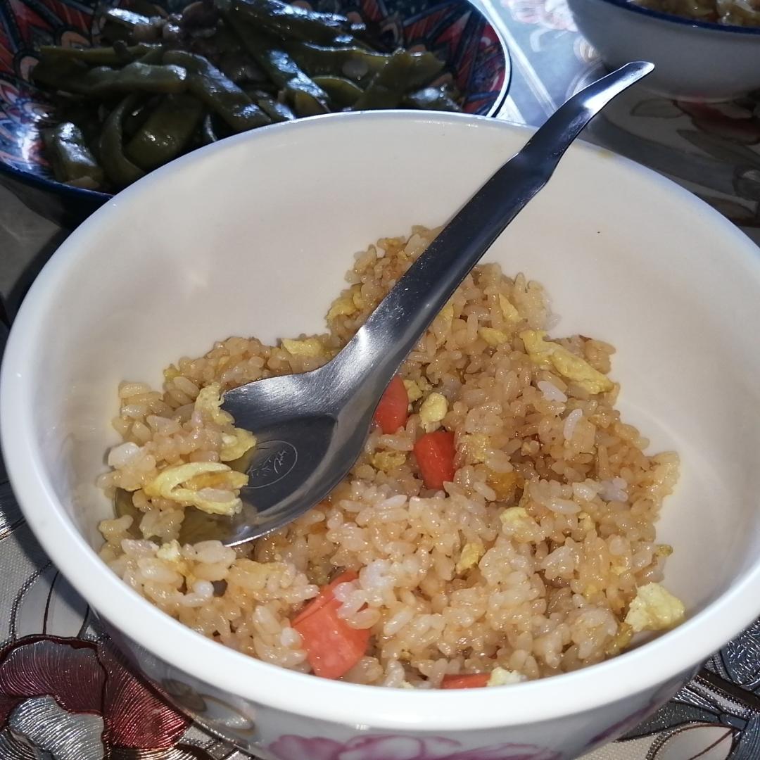 怎么都吃不腻的酱油炒饭！