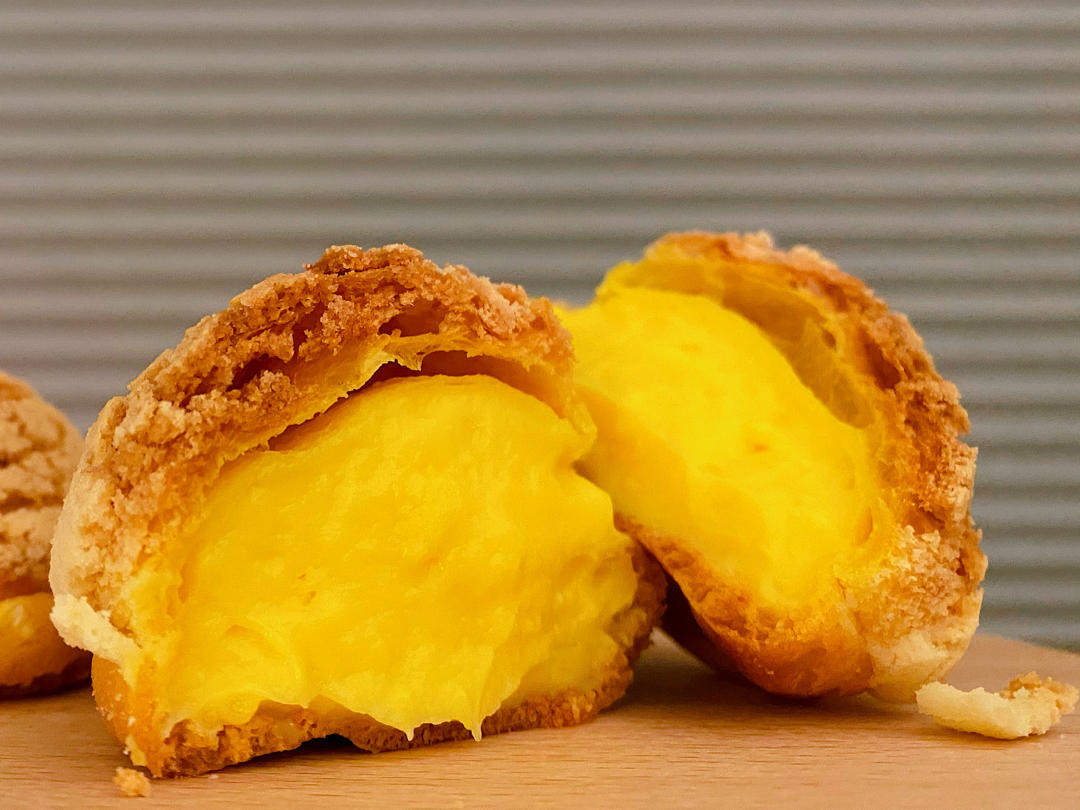 一口就爆浆的卡士达酥皮泡芙
