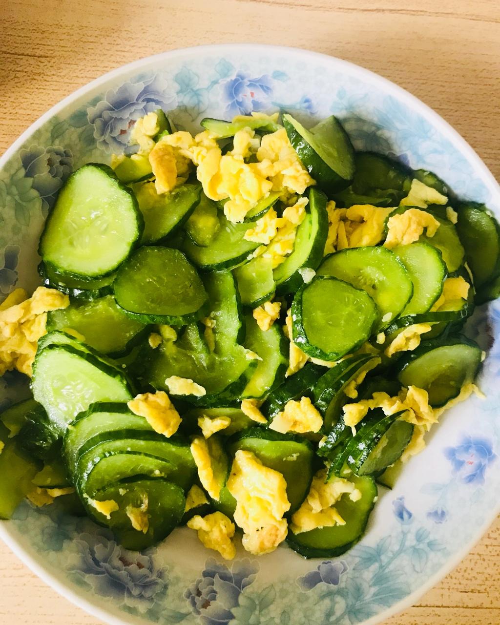 黄瓜炒鸡蛋