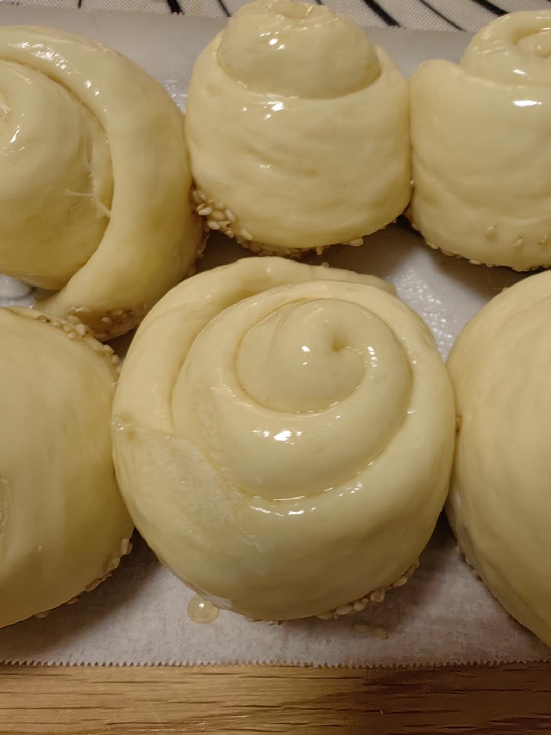 视频|复刻童年记忆|蜂蜜脆底小面包（不歪歪扭扭的整形秘密）