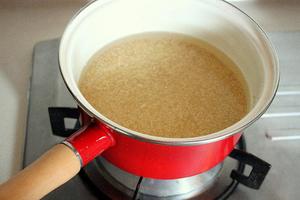 香菇腊肠藜麦饭的做法 步骤1