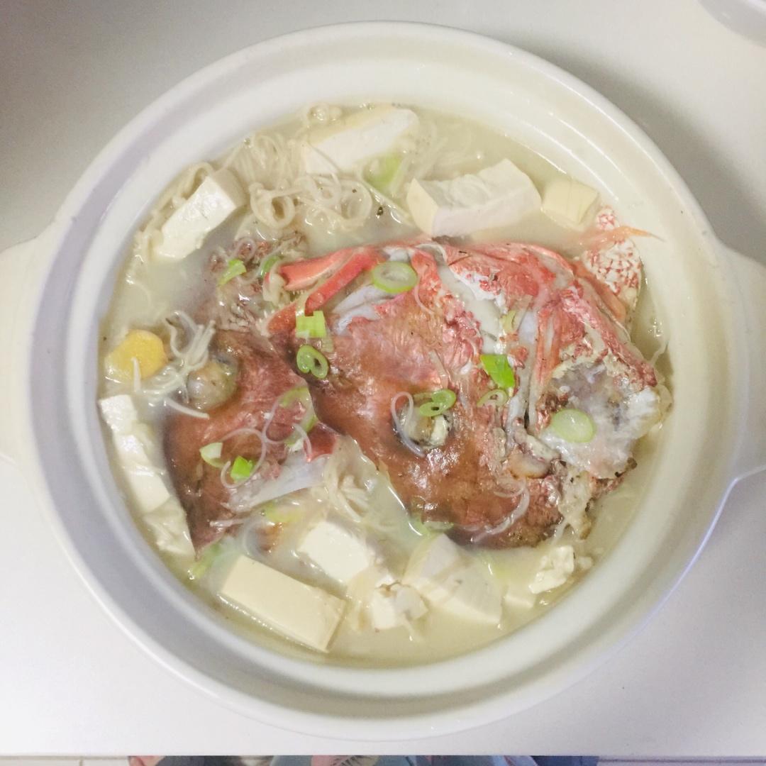 鱼头豆腐煲