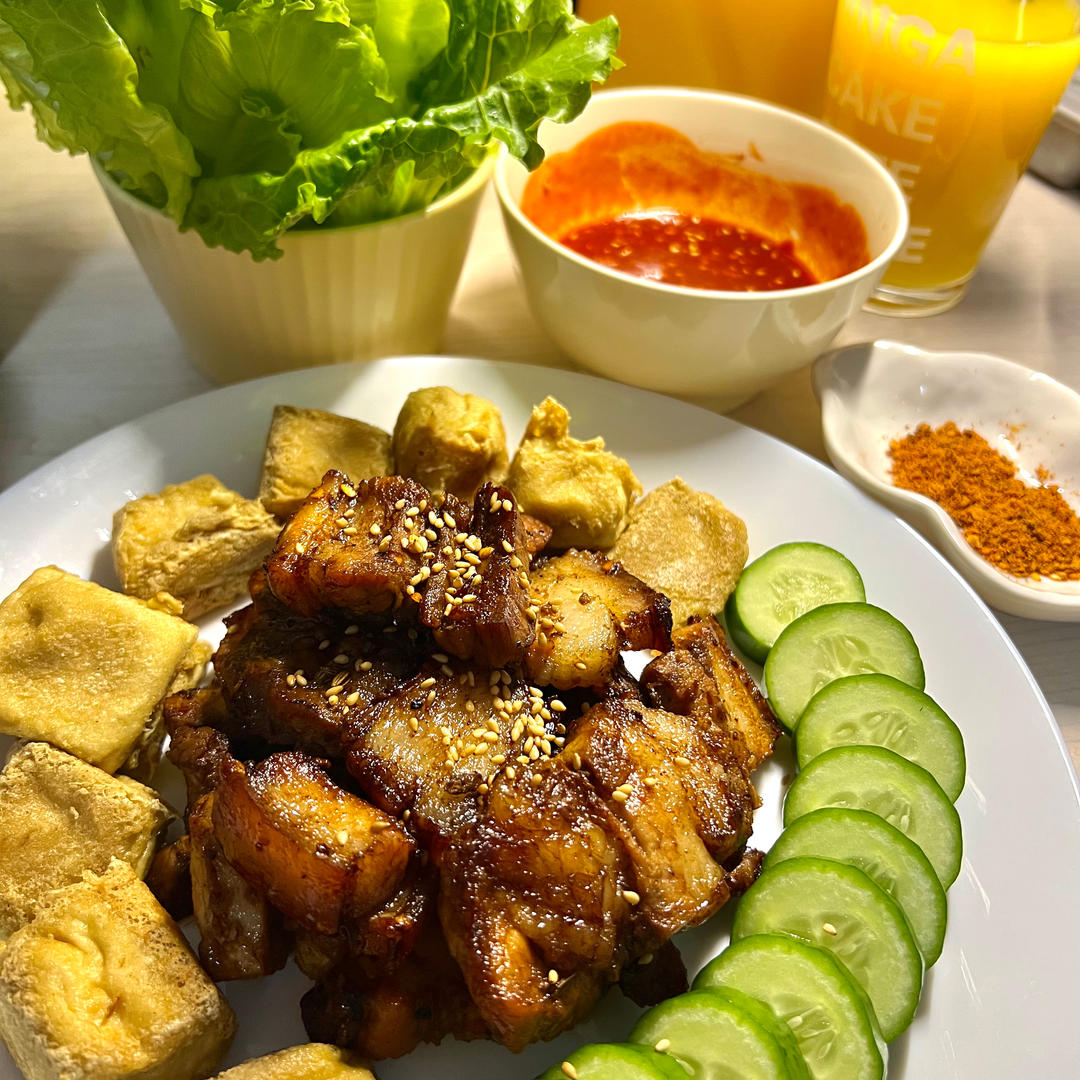 脆皮五花肉这样做 肥而不腻 巨香！！