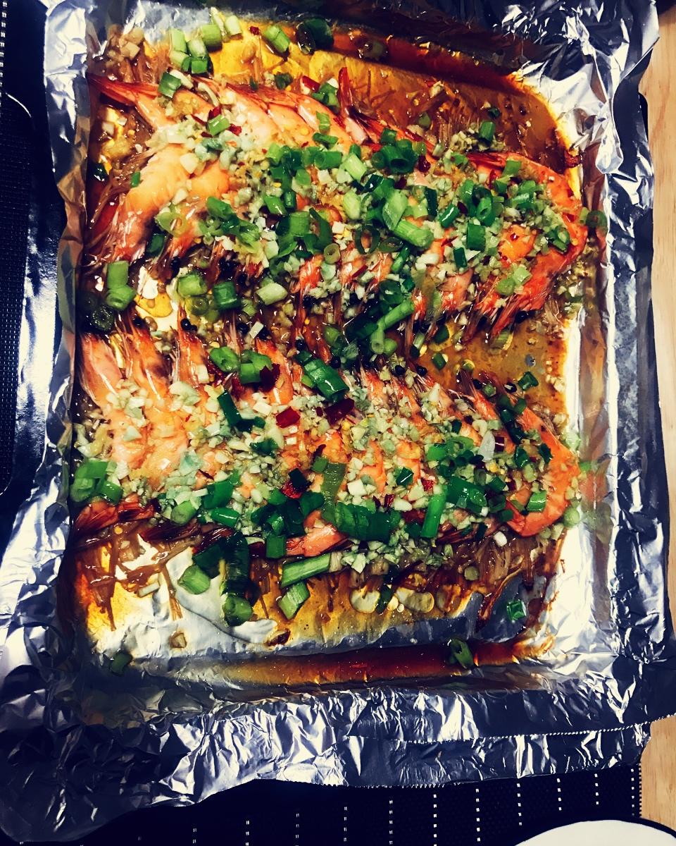 蒜蓉金针菇烤虾（烤箱）