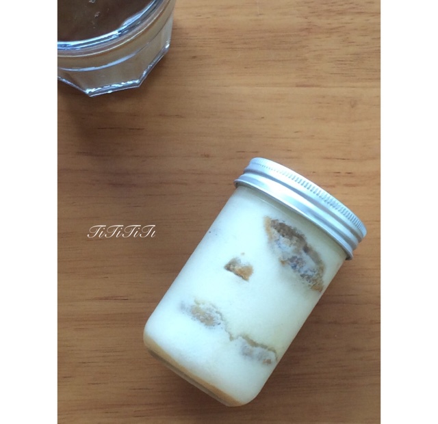 Cake in the jar