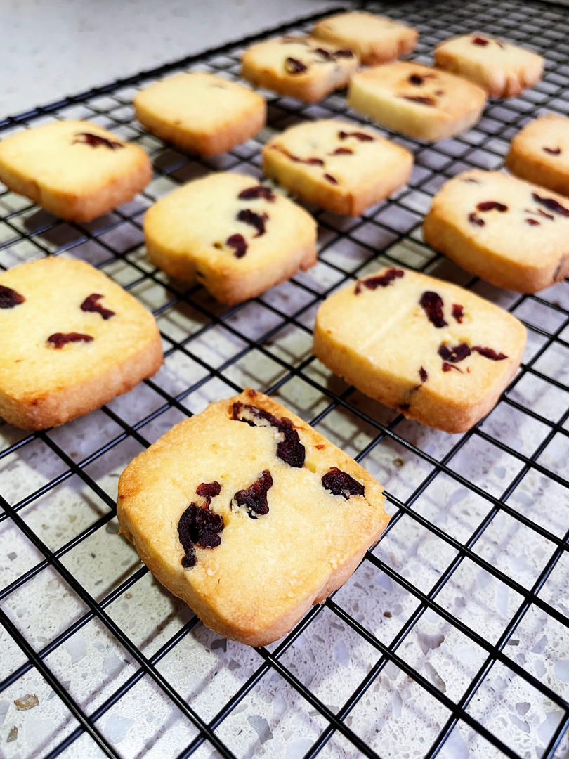 奶香浓郁酸甜酥脆的蔓越莓黄油曲奇