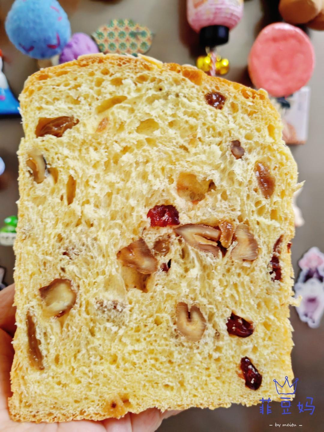 核桃仁，葡萄干吐司面包