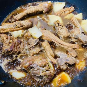 猪骨头烩酸菜［内蒙古鄂尔多斯版］的做法 步骤6