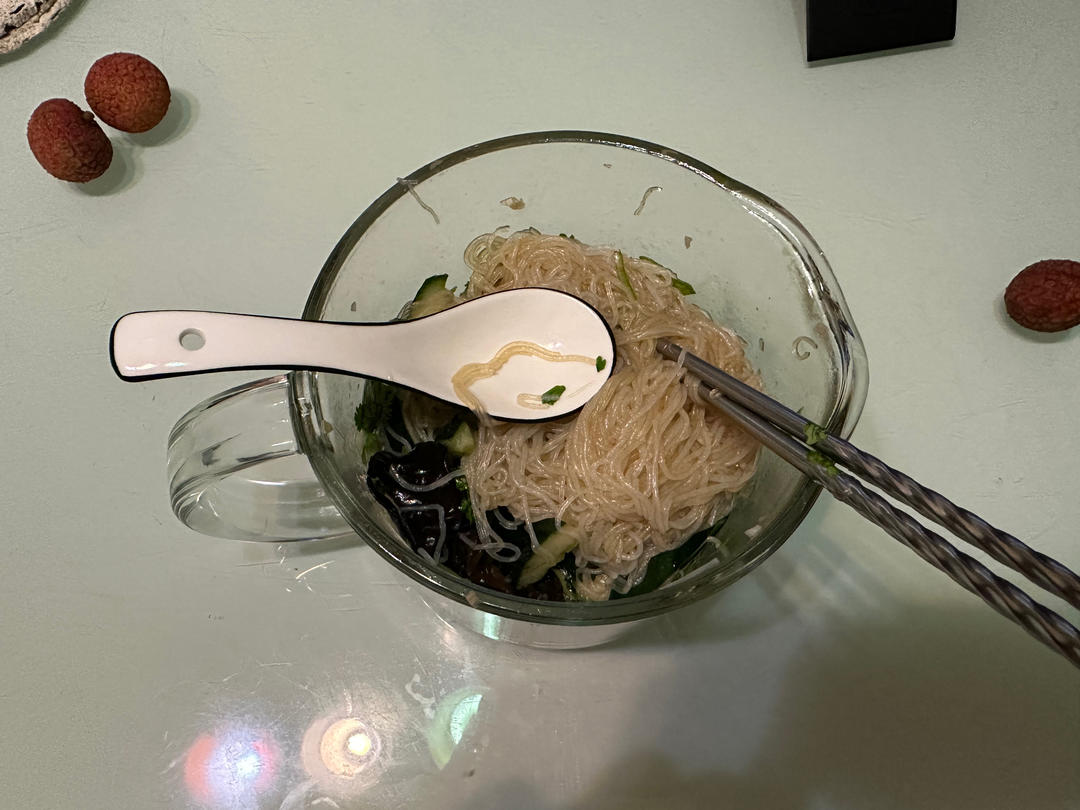 简易版凉拌粉丝