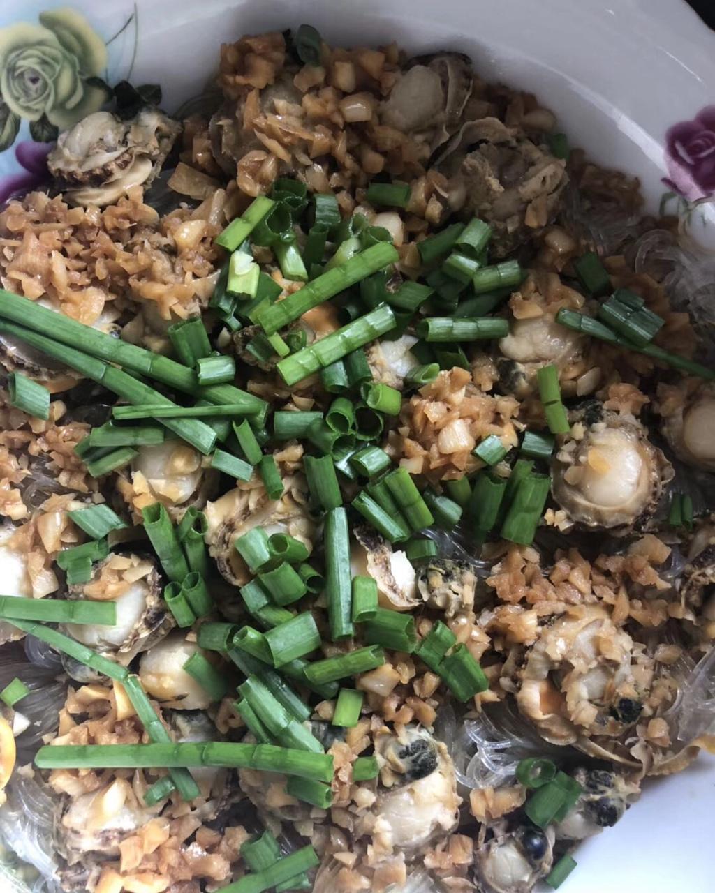 蒜蓉扇贝肉蒸粉丝