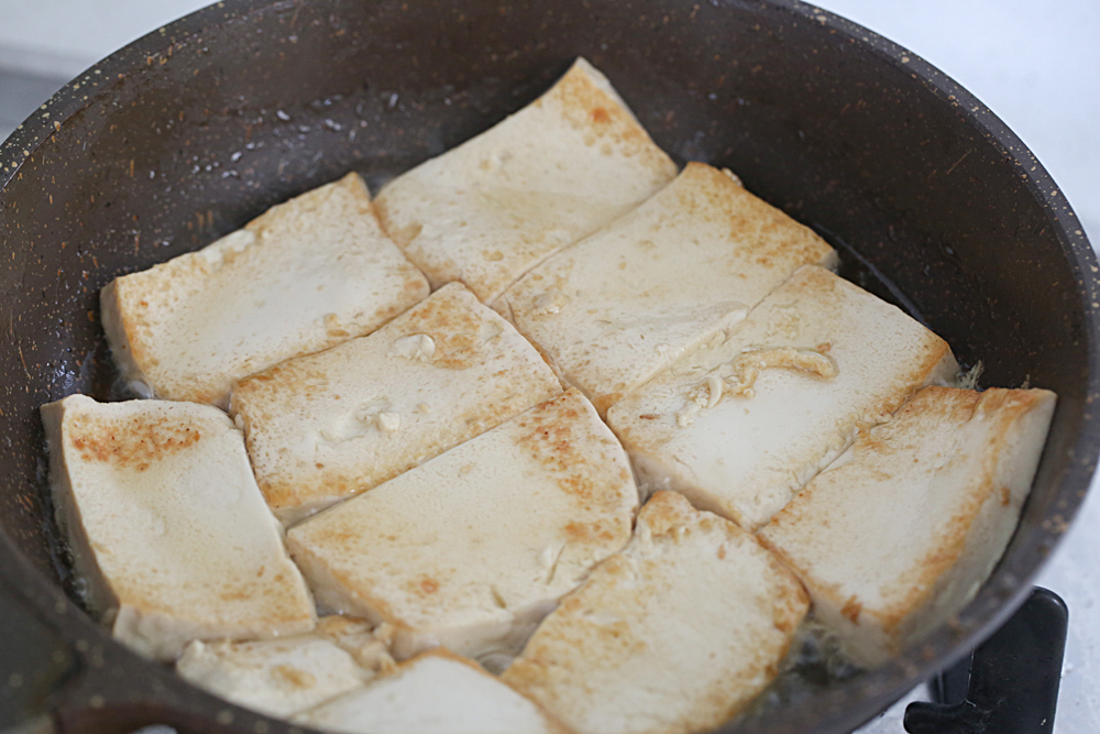 香菇焖豆腐（比肉还好吃）的做法 步骤5