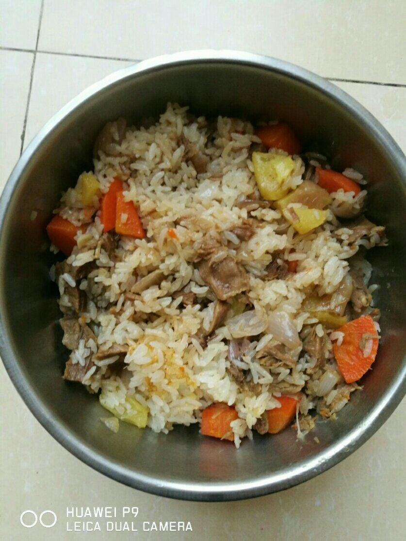 手抓羊肉饭