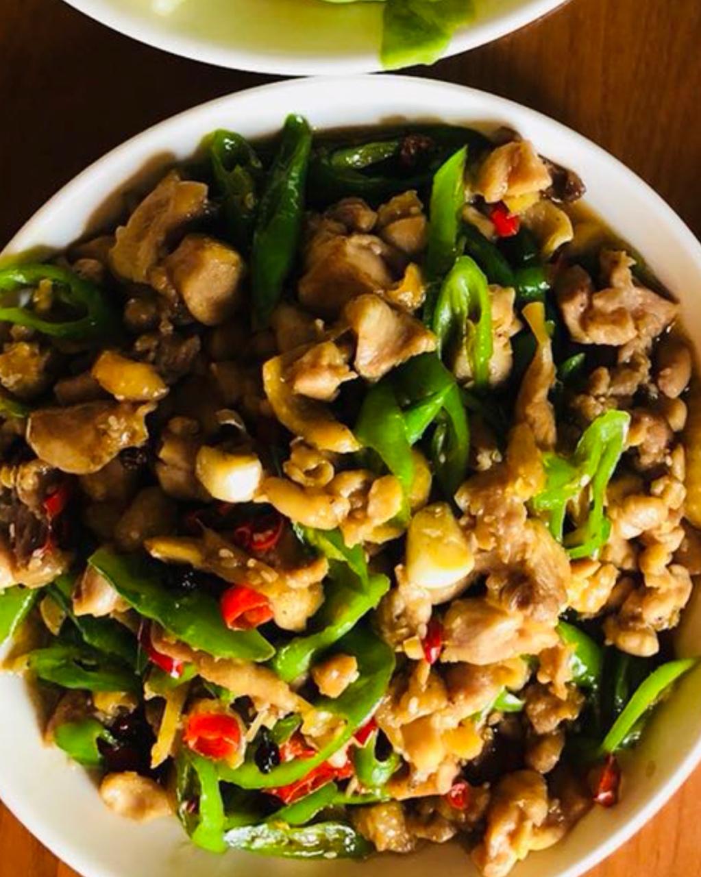 青椒炒鸡腿肉（大厨级别）