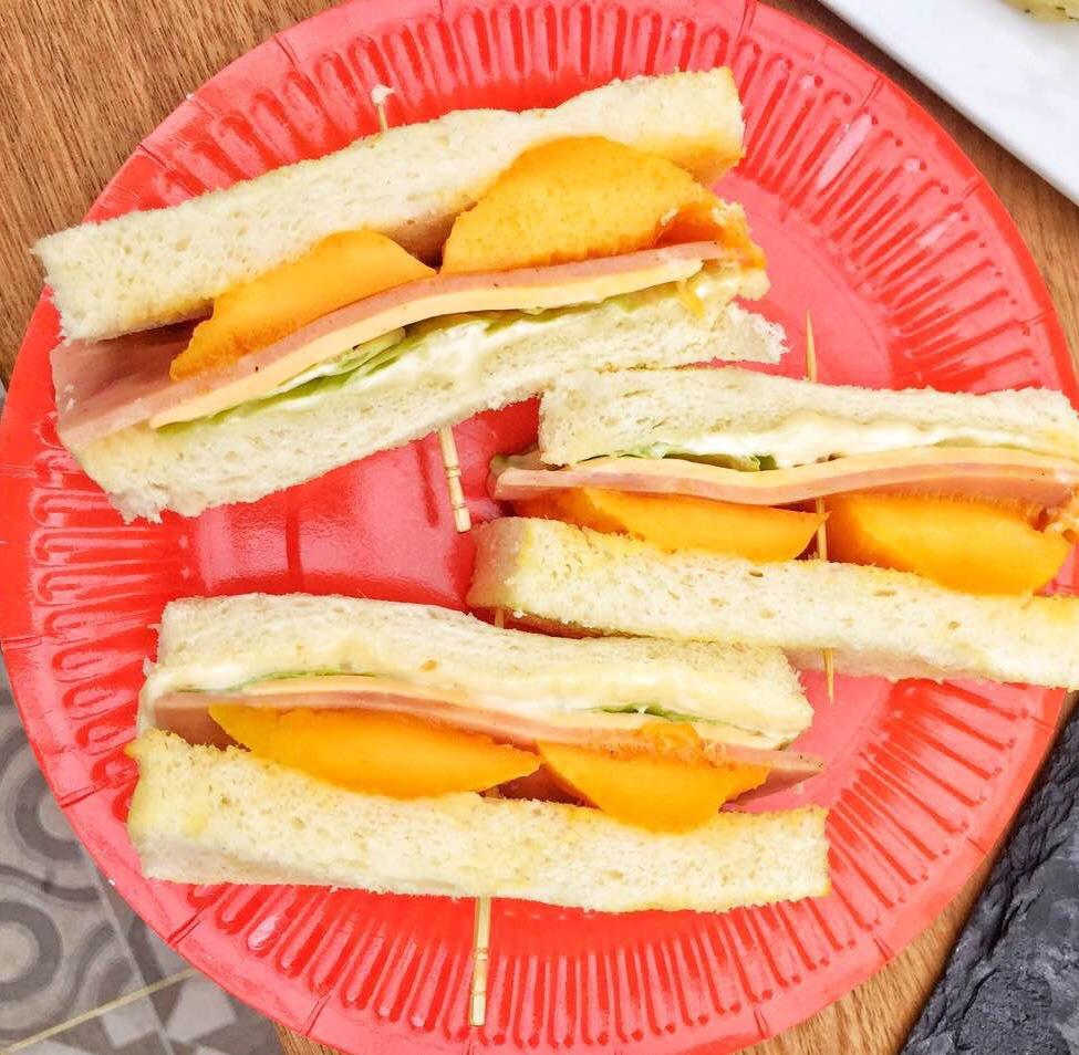 火腿芒果起司三明治的做法