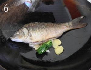 红小豆焖鲤鱼的做法 步骤6
