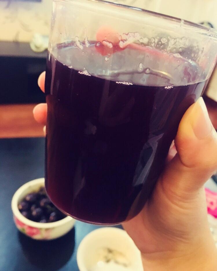 【自制蓝莓汁图片】花生爱老酒_下厨房