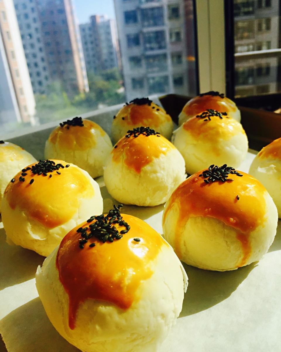 蛋黄酥（黄油版）无需揉面，超快手