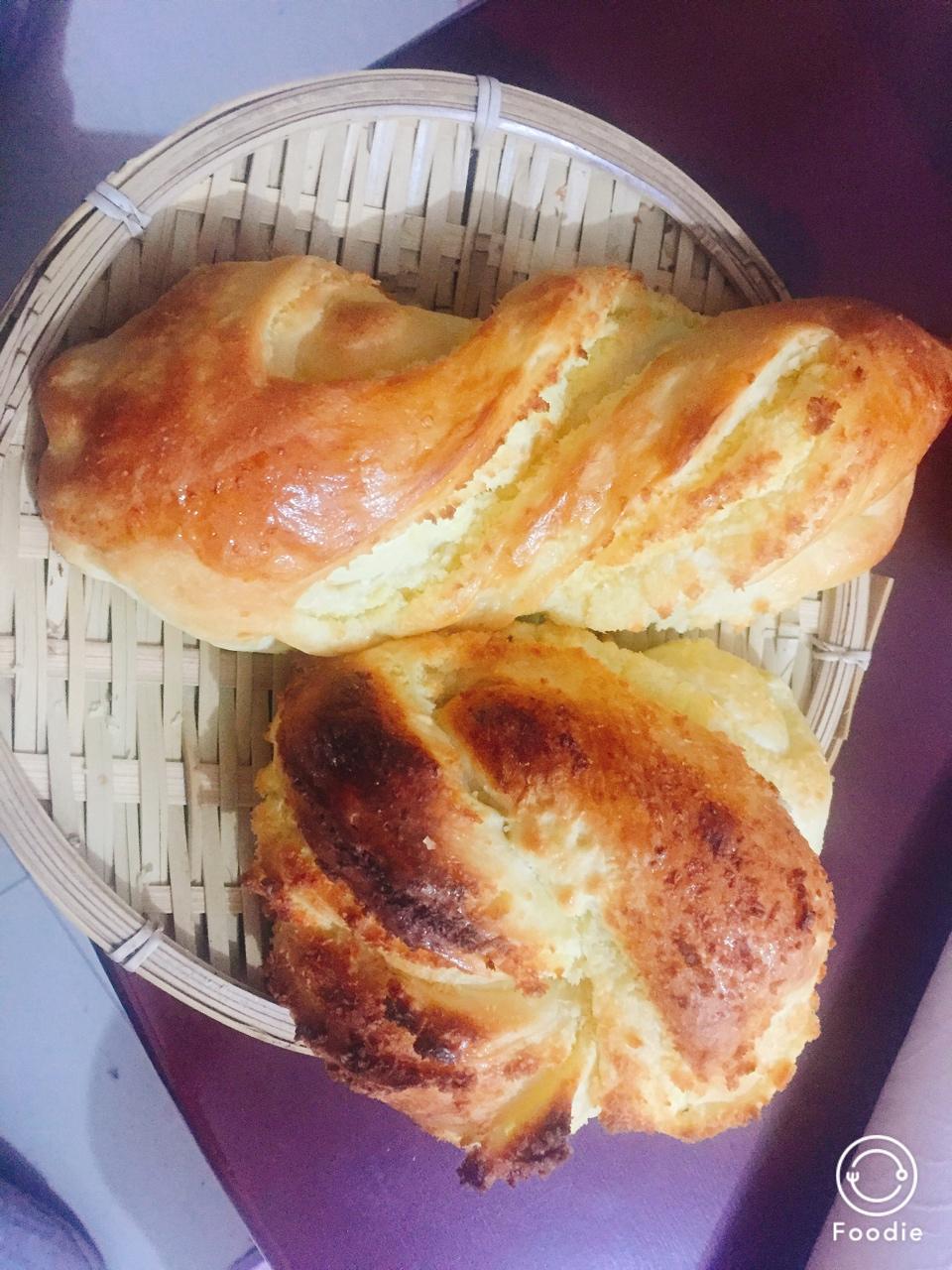 汤种椰蓉酥粒面包