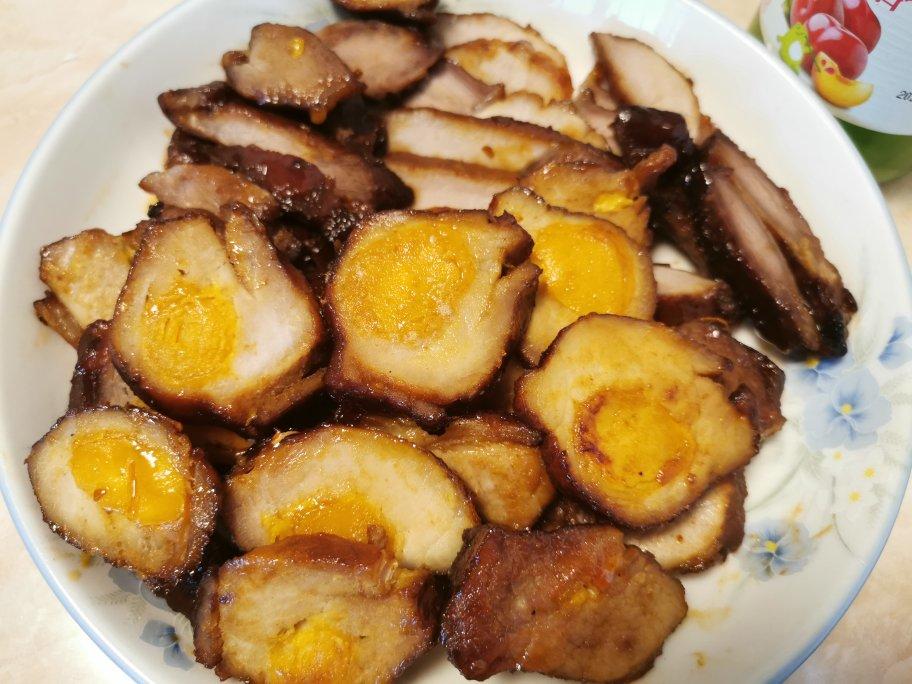 咸蛋叉烧肉（好吃得爆炸）