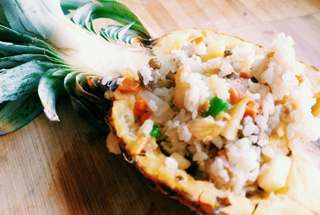 菠萝炒饭
