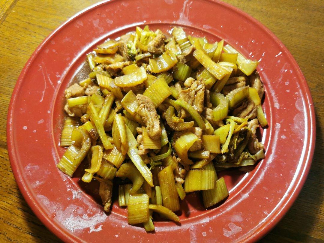 芹菜炒肉