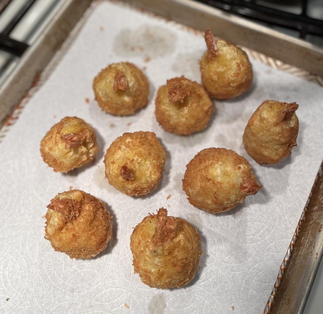 年夜饭菜单--香脆黄金芝士土豆泥虾球