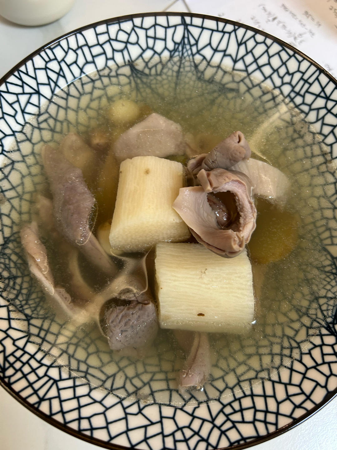 莲子猪肚汤