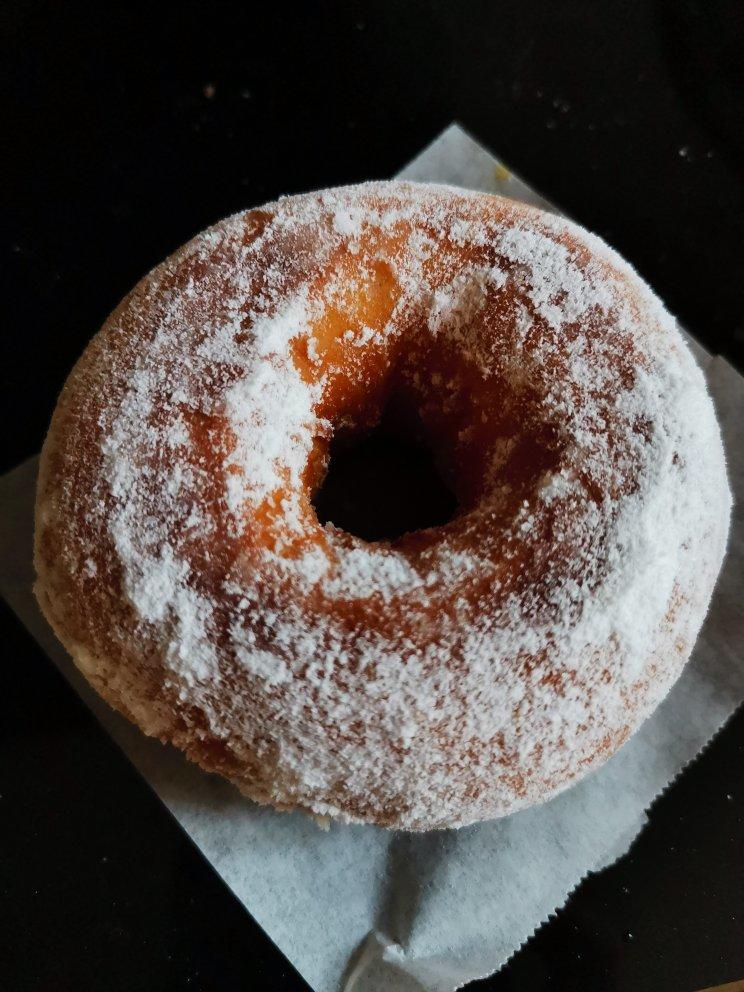 超级好吃的油炸甜甜圈