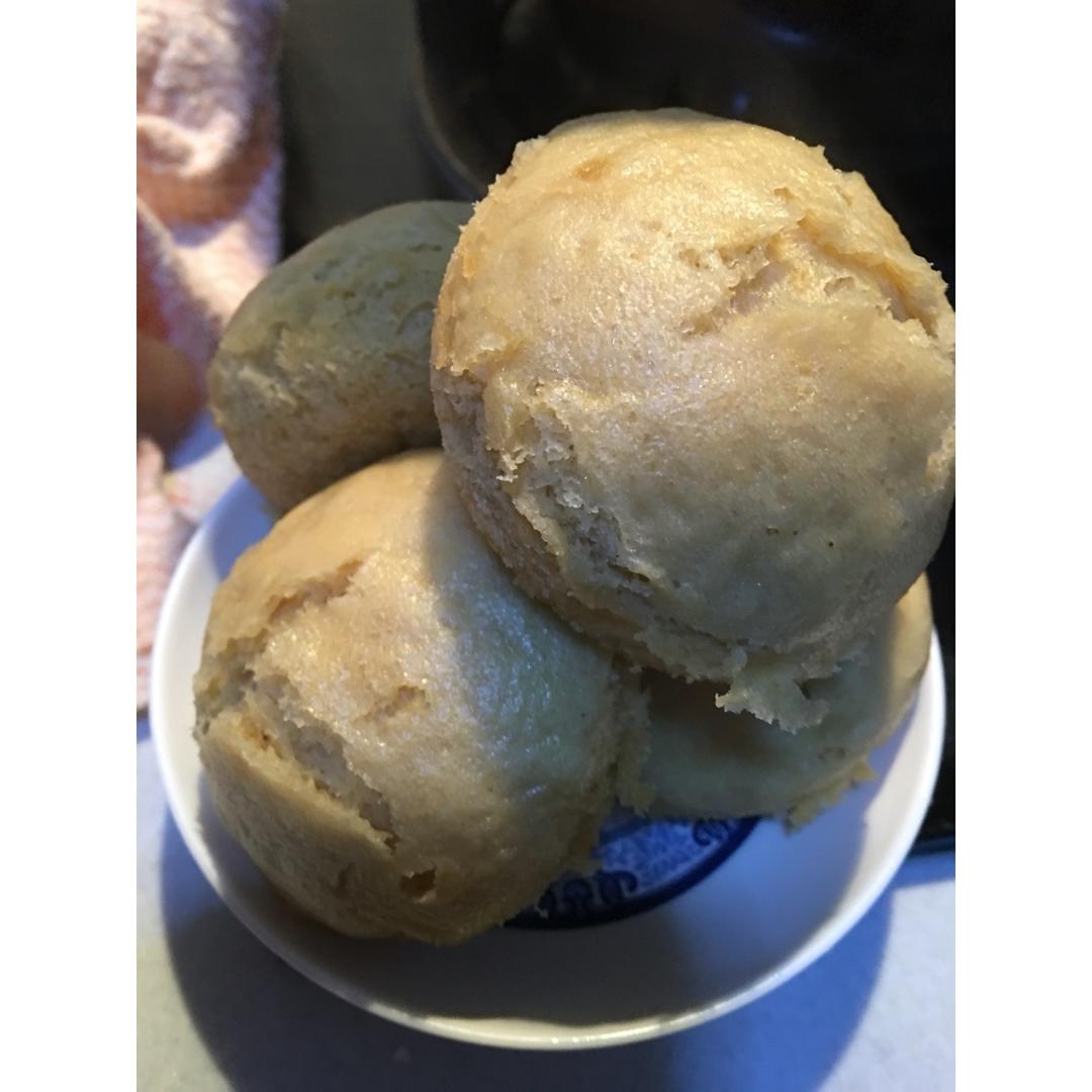 发糕 牛奶发糕 简单易学的发糕方法 可调整为鸡蛋发糕 玉米发糕 南瓜发糕 红糖发糕