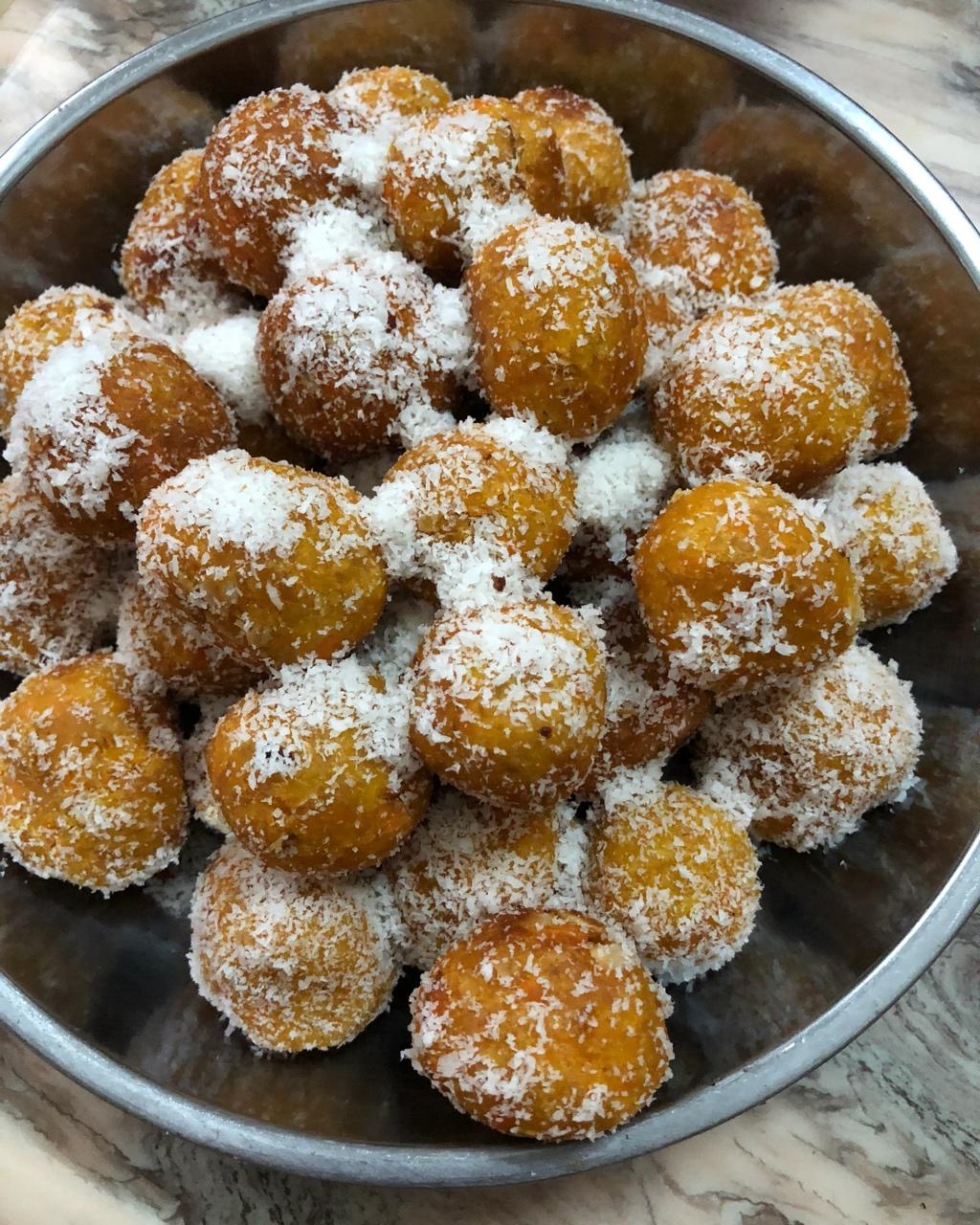 椰丝红薯燕麦球