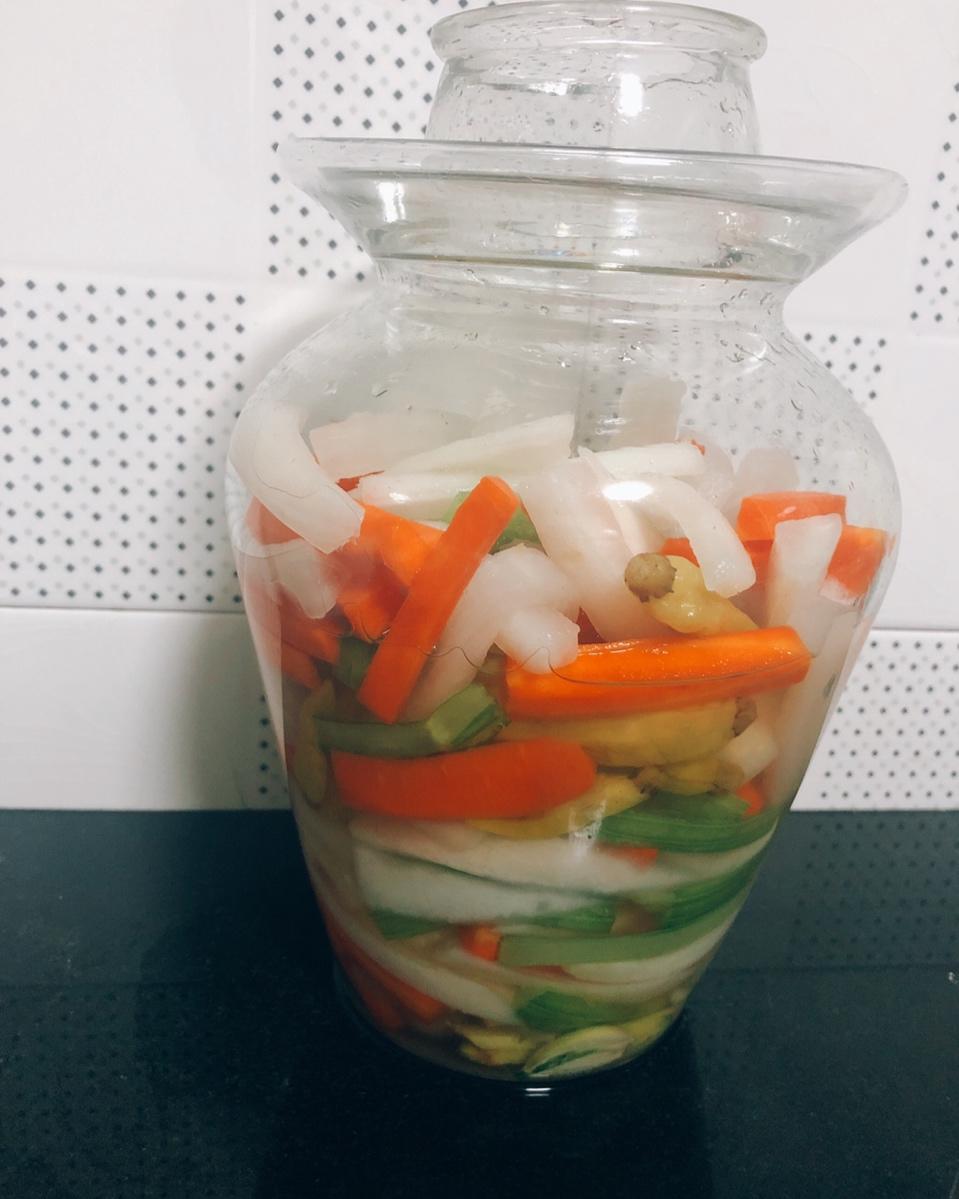 泡菜萝卜