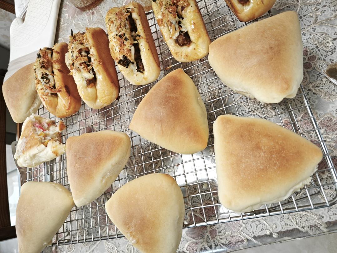 万能台式面团又又更新了！蟹柳芝士肉松包